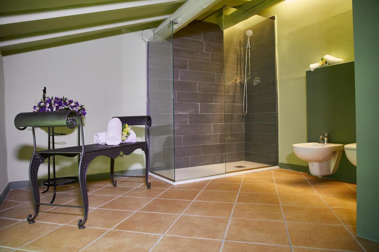 Camera Familiare con Bagno Privato