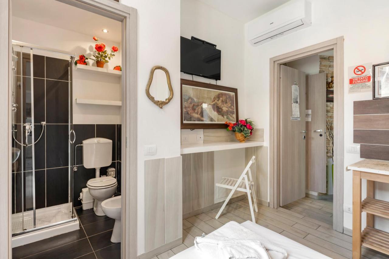 Single Room Private Bathroom