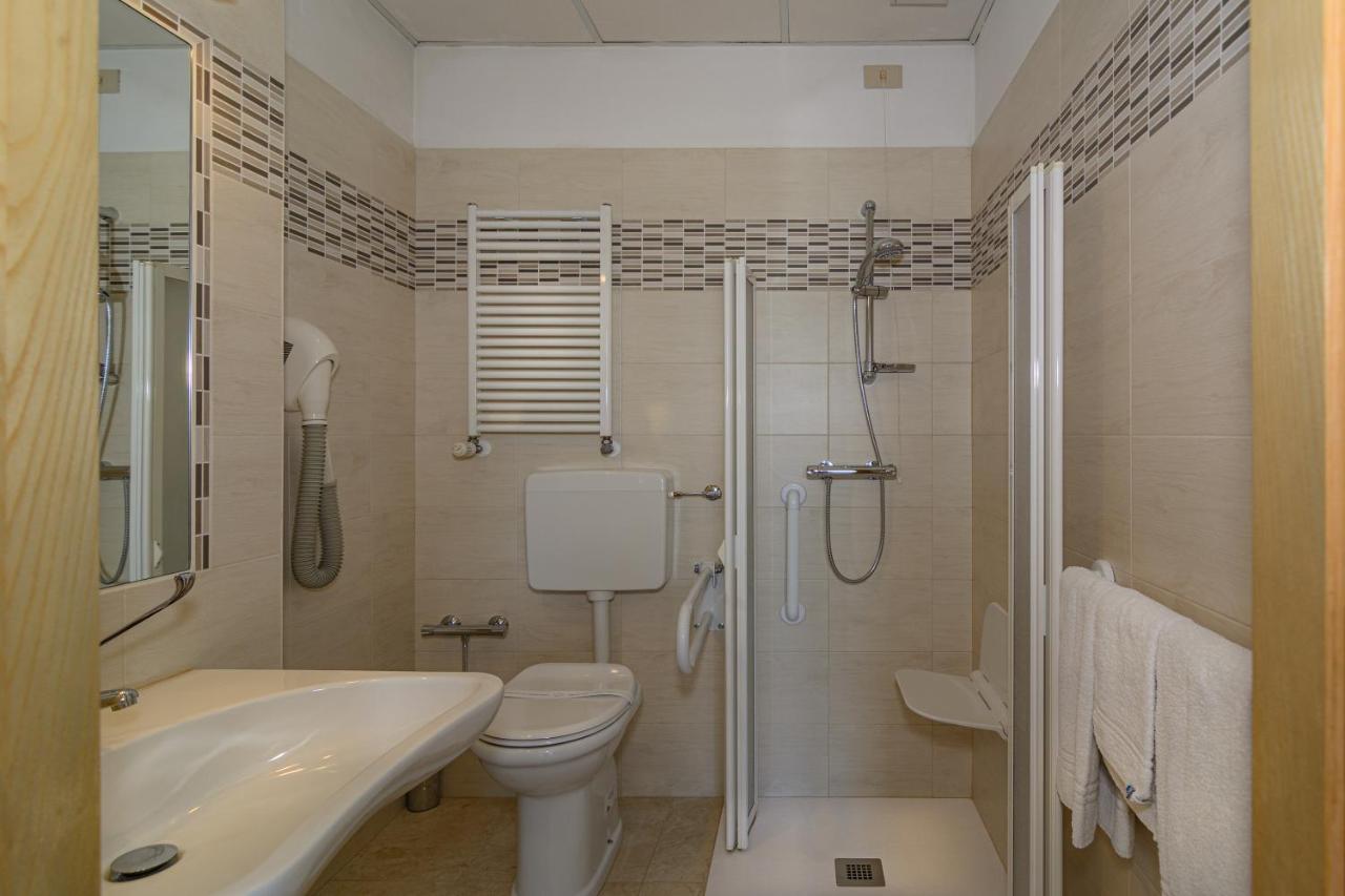 Double or Twin Room Balcony