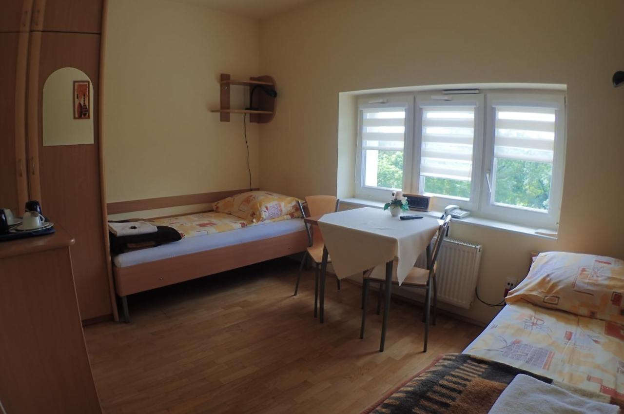 Double Room Private Bathroom