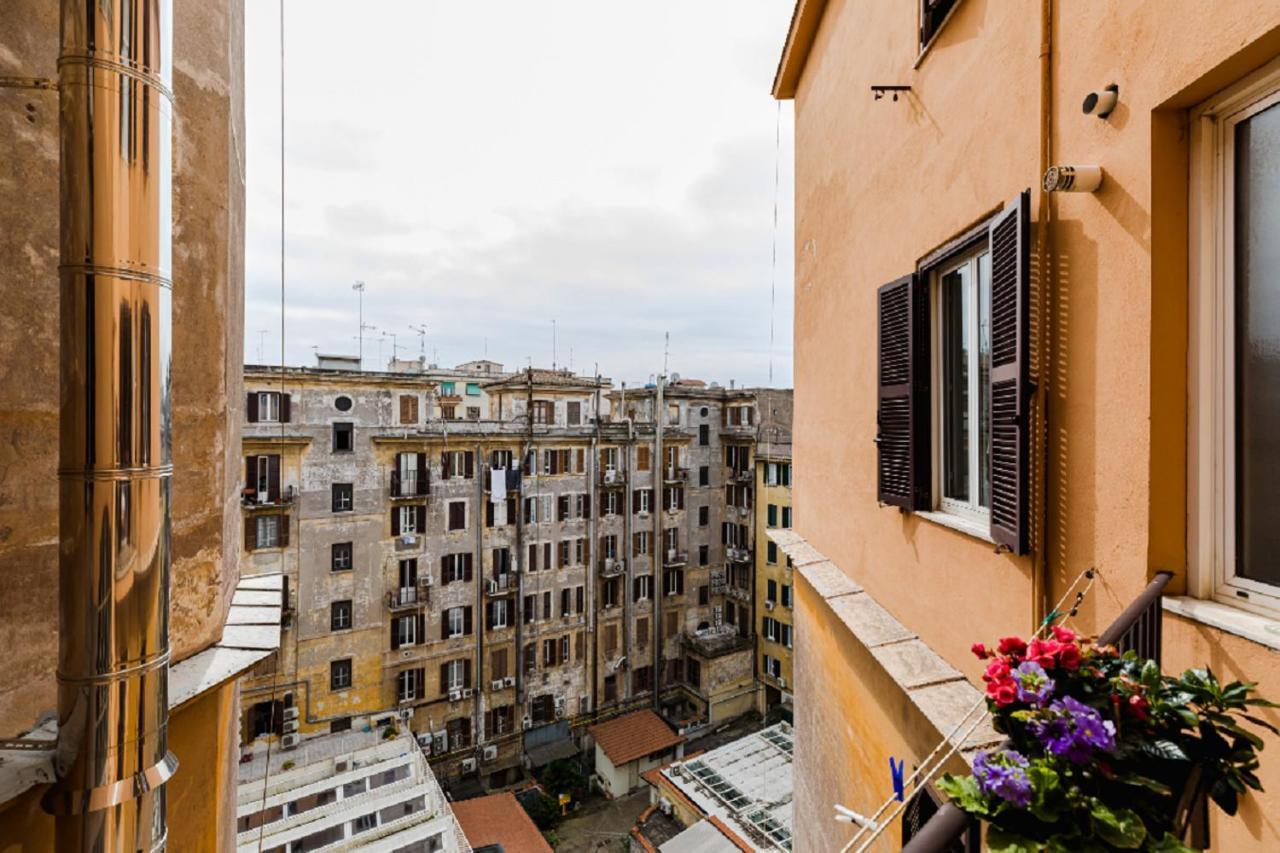 Camera Doppia con Letti Singoli con Bagno Privato Esterno