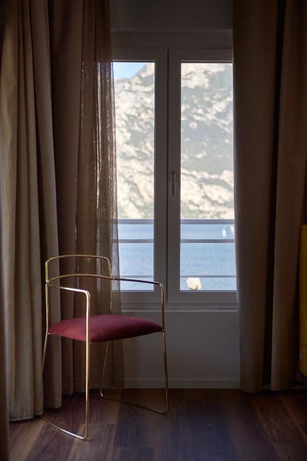 Camera Deluxe Matrimoniale/Doppia con Letti Singoli con Vista Lago