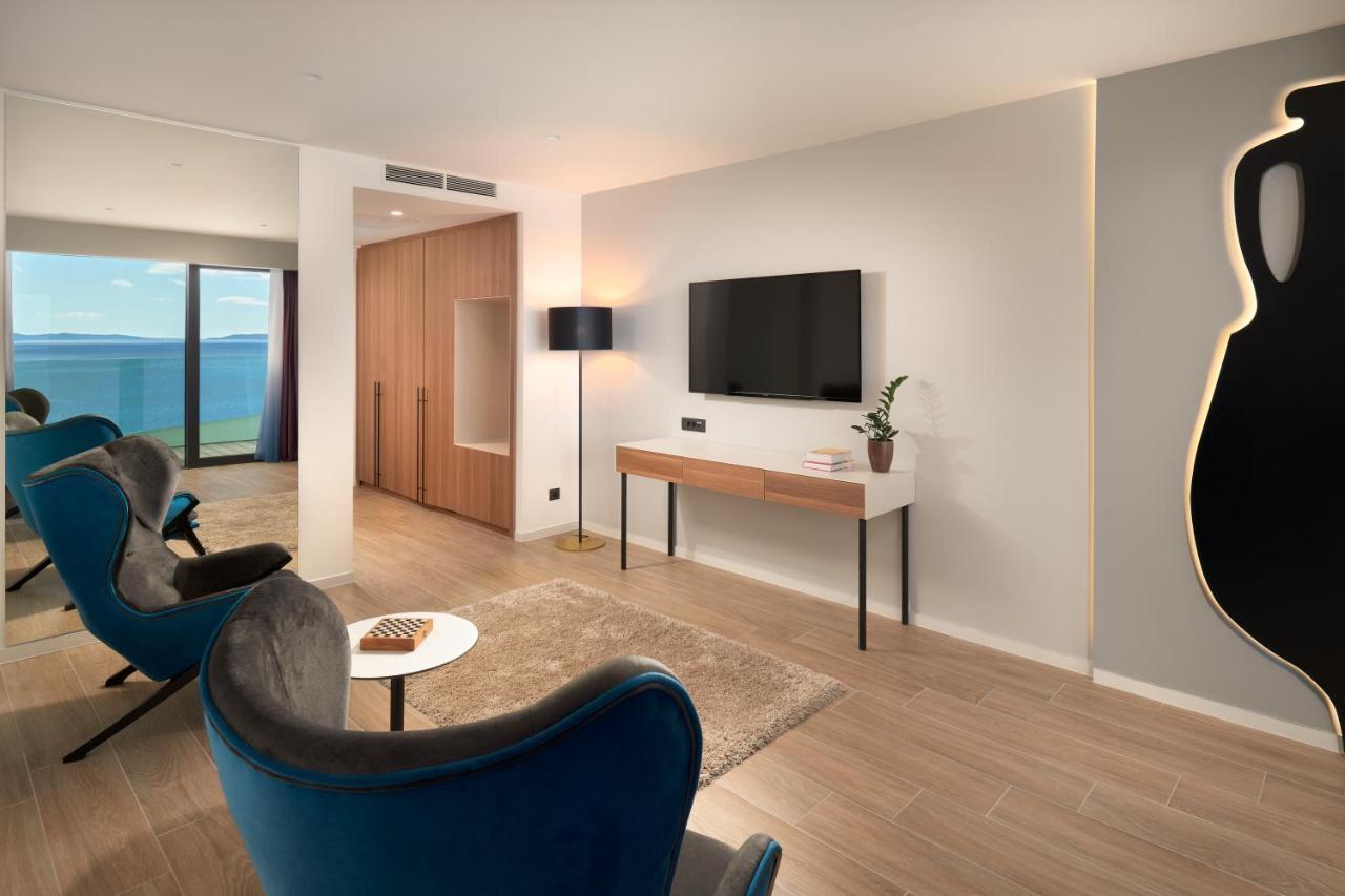 Deluxe Suite Sea View
