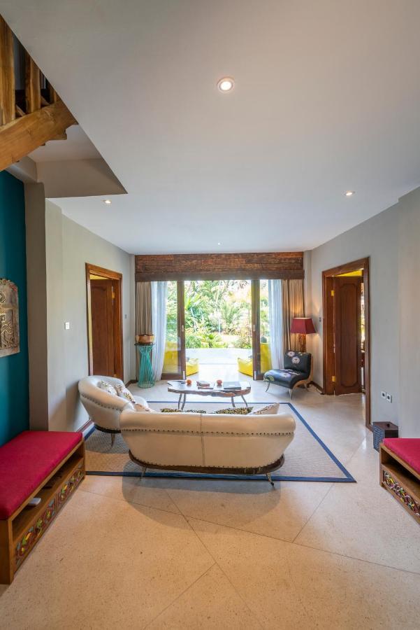 Ethnic Three-Bedroom Villa Pool