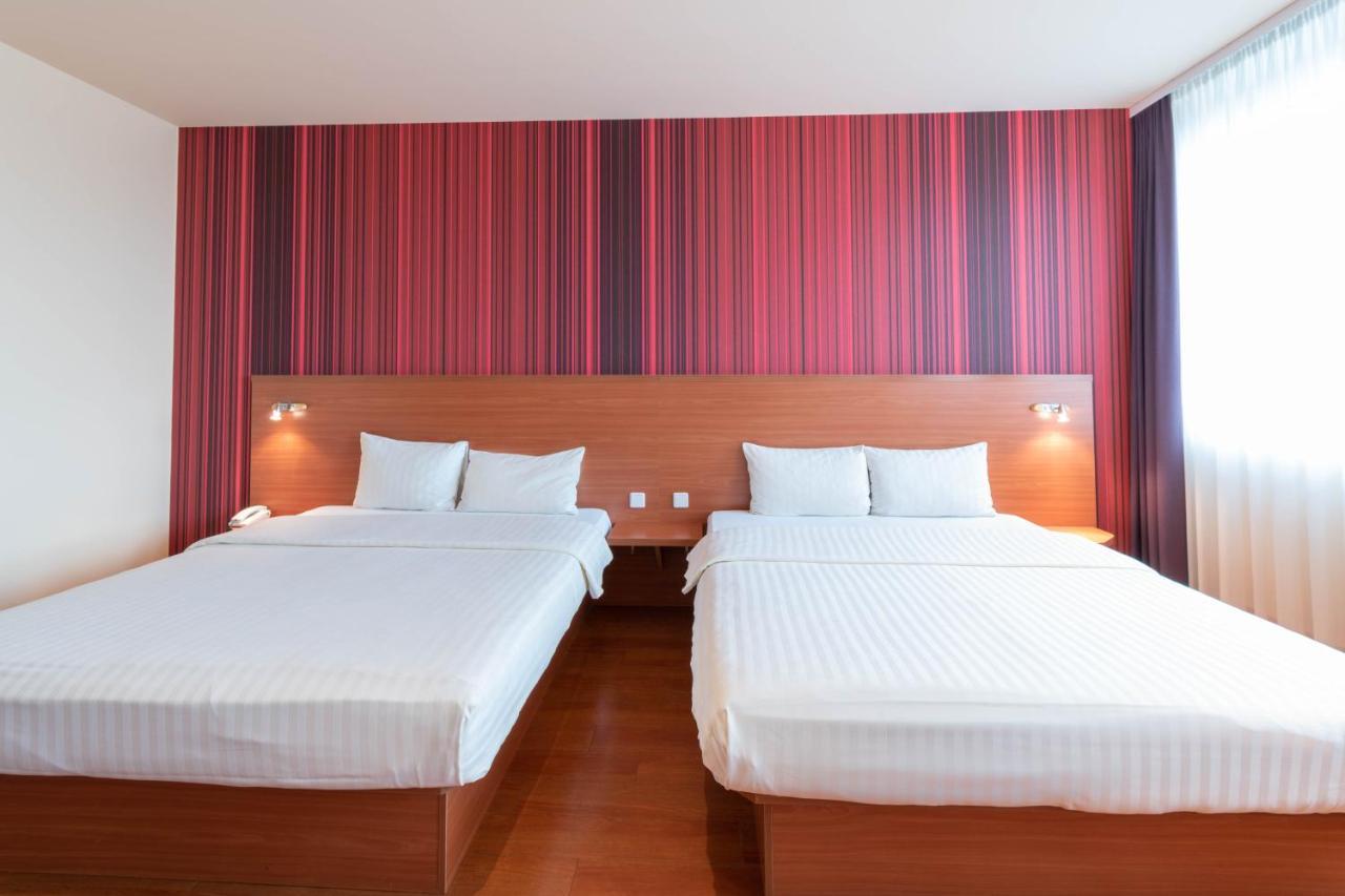 Camera Doppia con Letti Singoli
