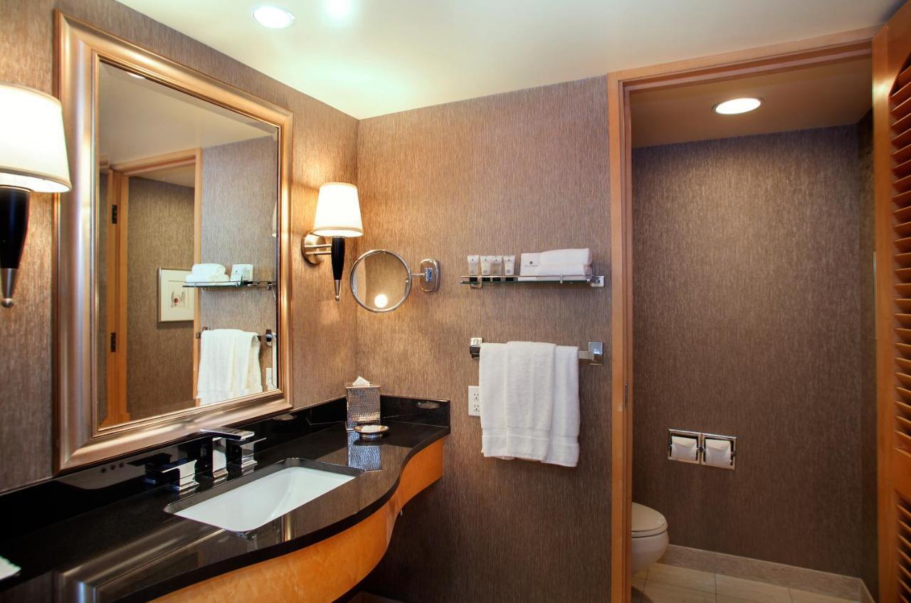 Panoramic Harbourview King