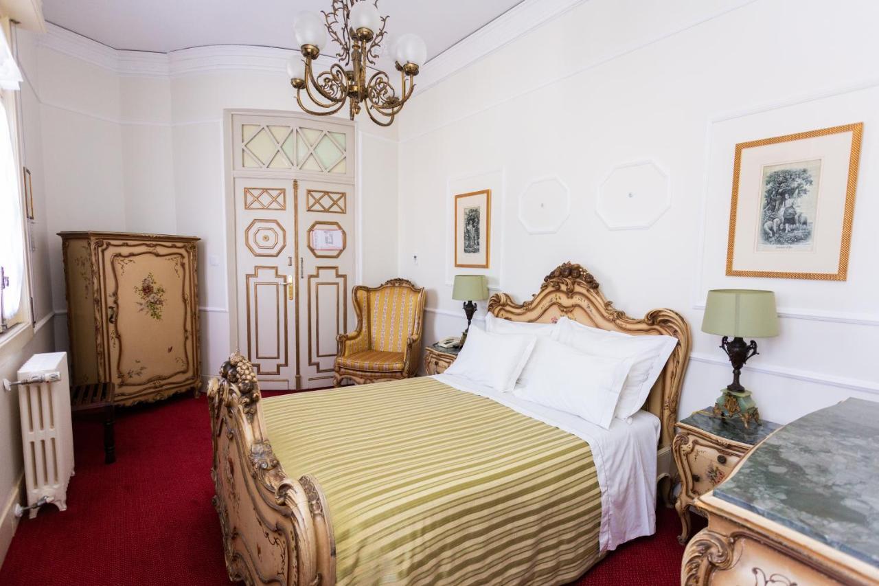 Double Room Castle