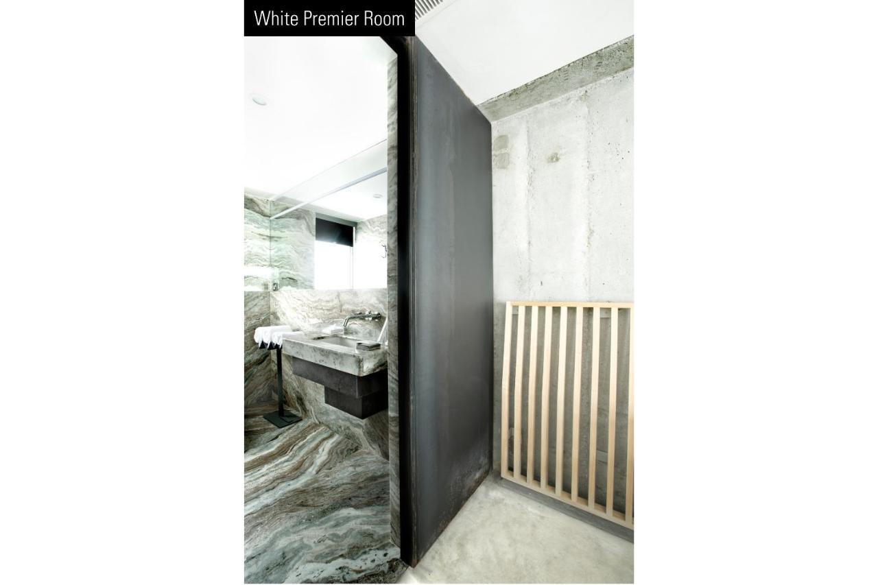 White Premier Room