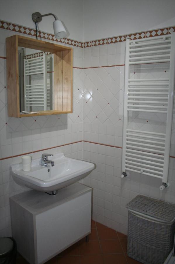 Camera Doppia con Letti Singoli con Bagno Privato
