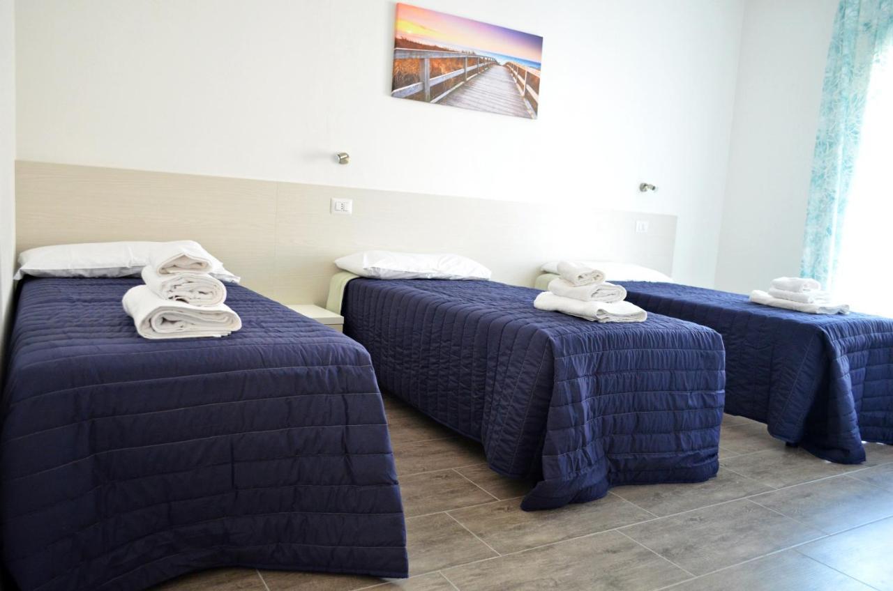 Camera Familiare con Bagno Privato