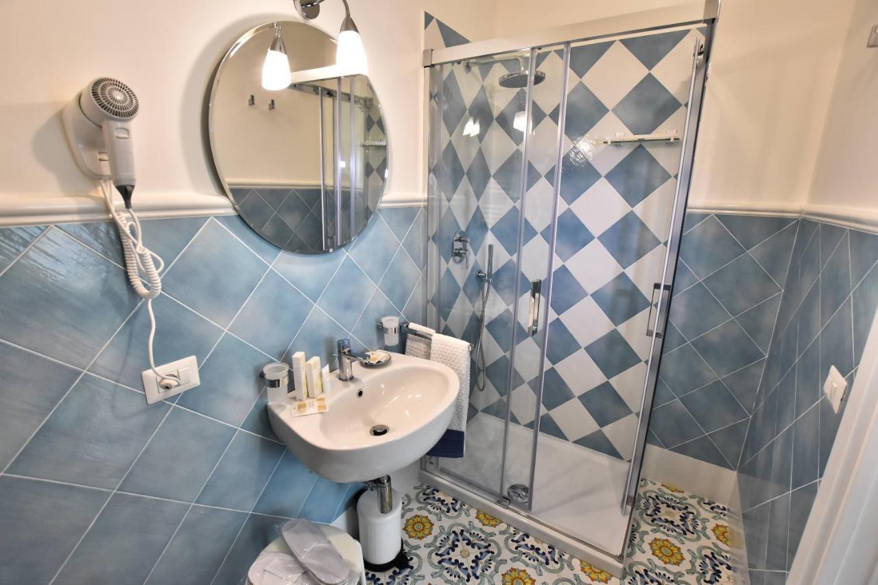 Camera Matrimoniale con Bagno Privato