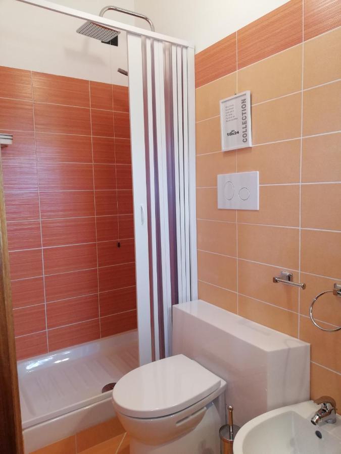 Camera Matrimoniale con Bagno Privato