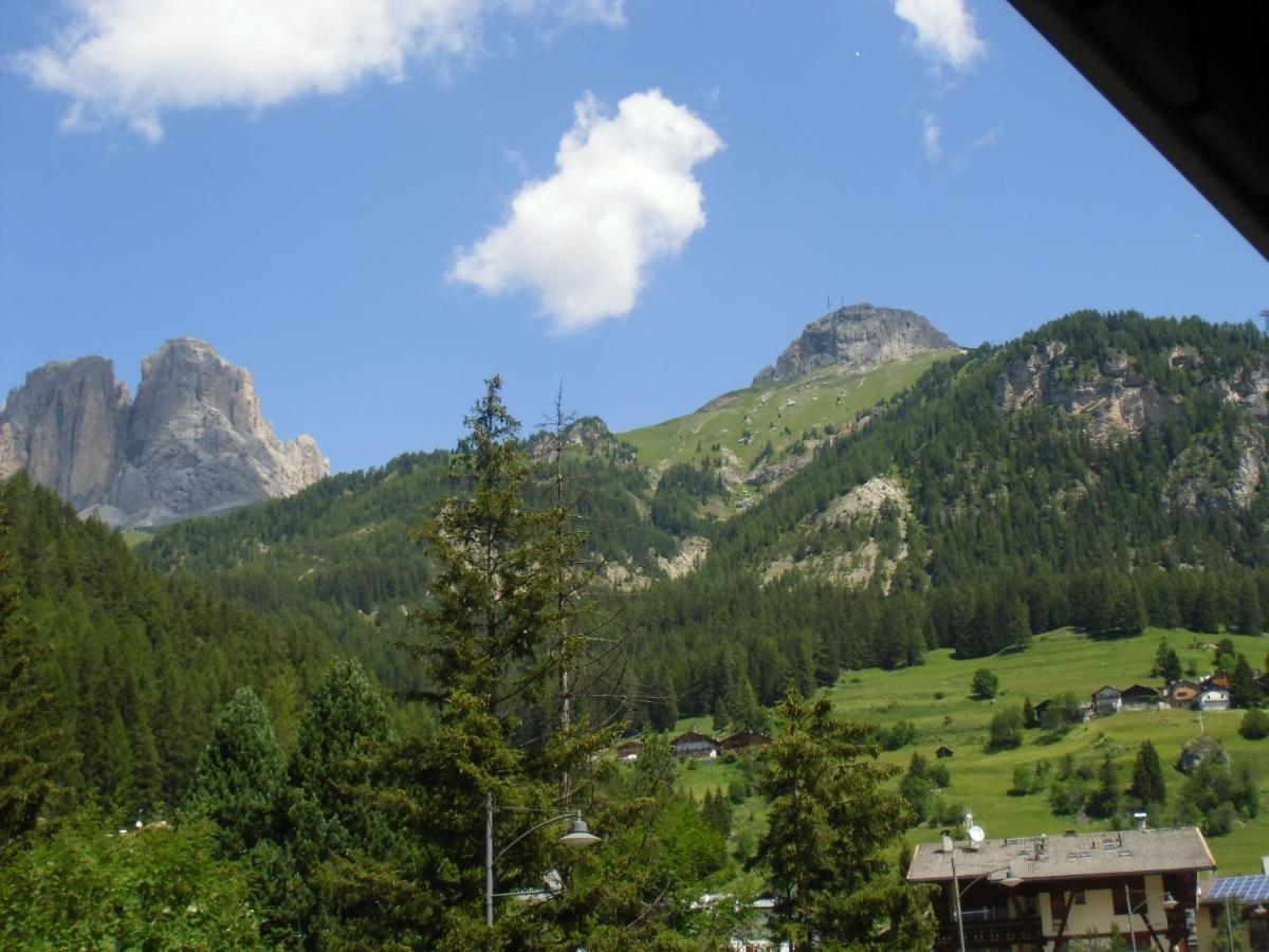 Camera Matrimoniale/Doppia con Letti Singoli con Vista Montagna