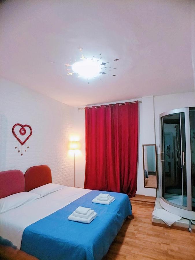 Double Room Private External Bathroom