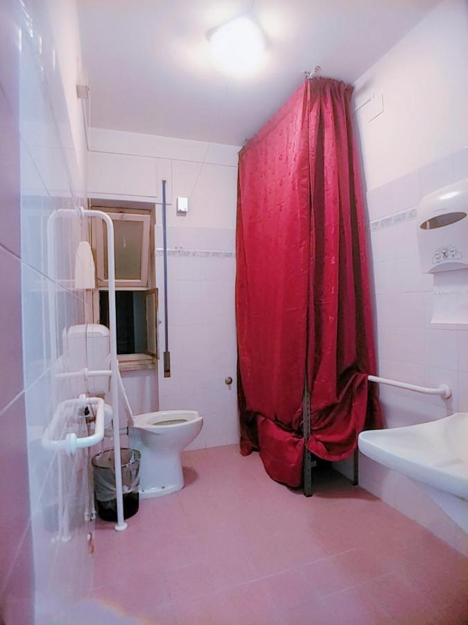 Double Room Private External Bathroom
