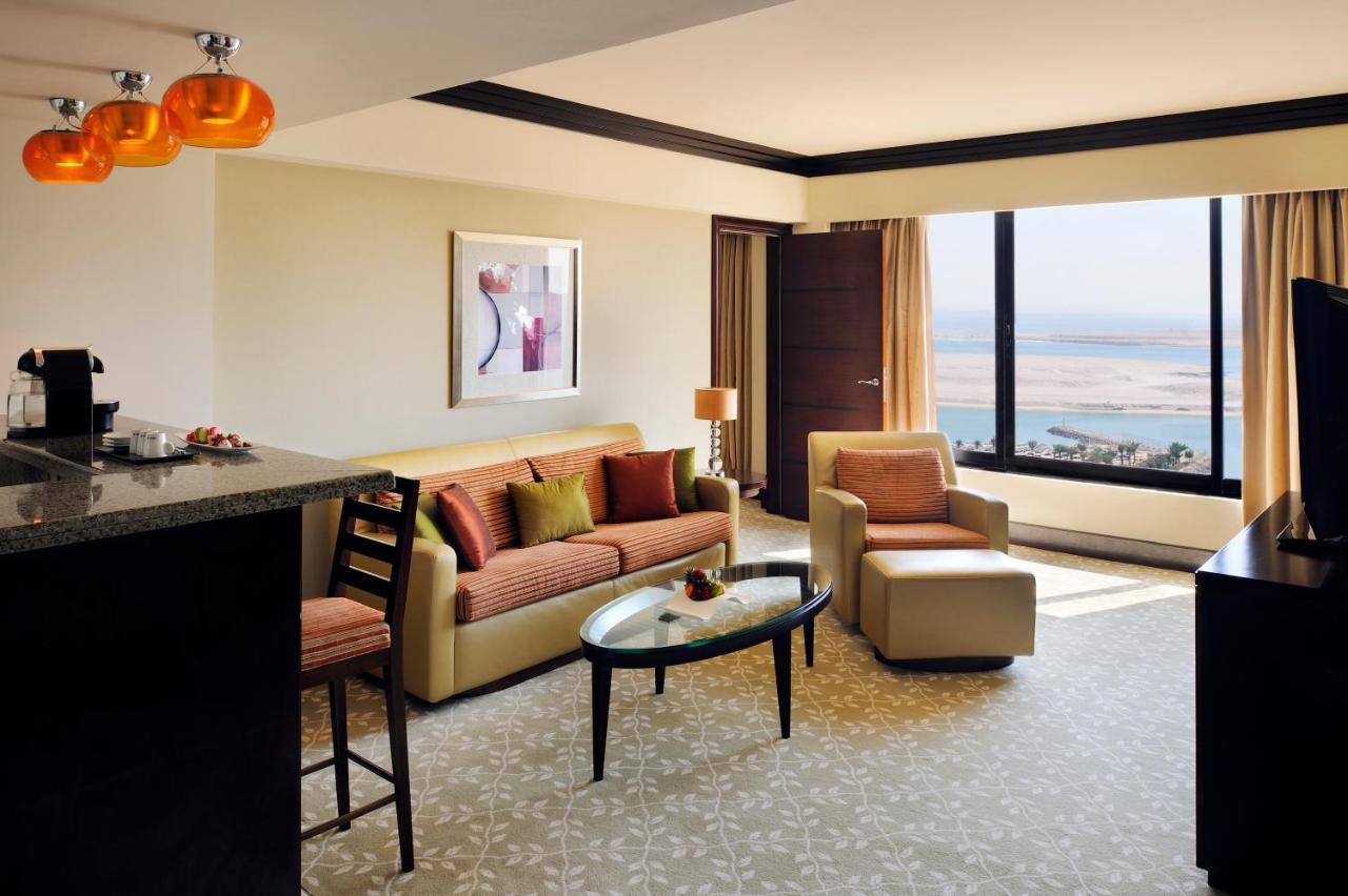 Royal Suite Smoking