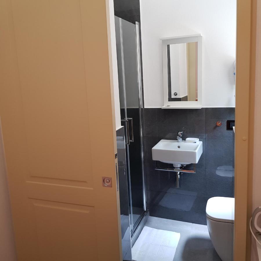 Camera Singola con Bagno