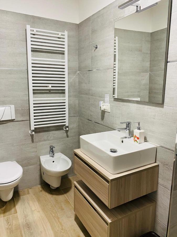 Camera Matrimoniale con Bagno Privato