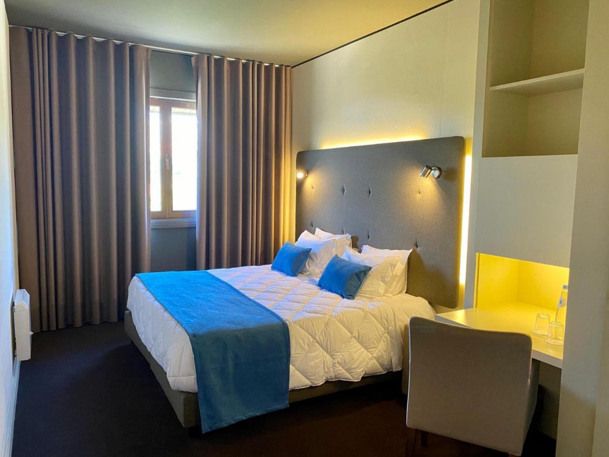 Deluxe Double or Twin Room Sea View