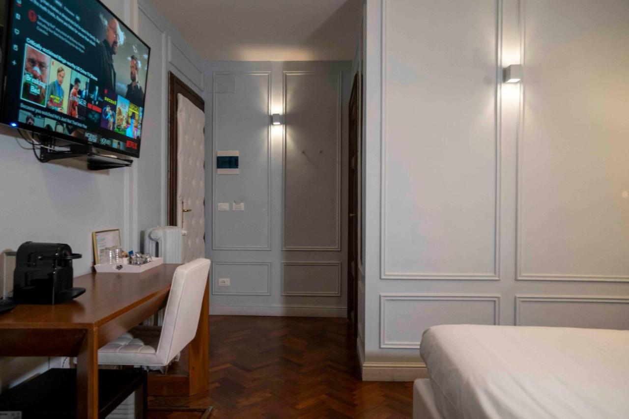 Senior Suite Spa Bath Sauna