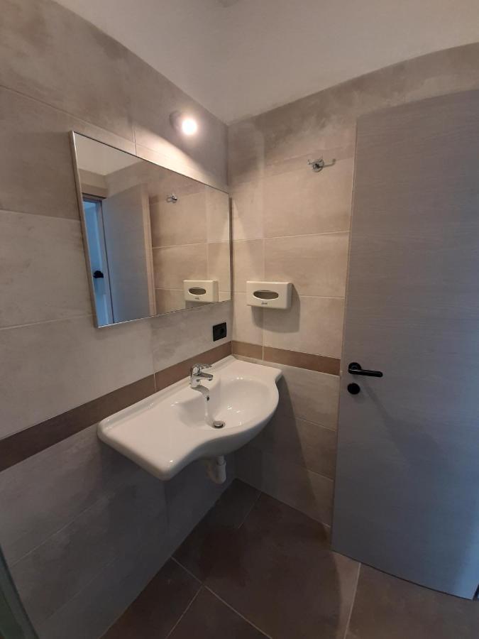 Single Room Balcony