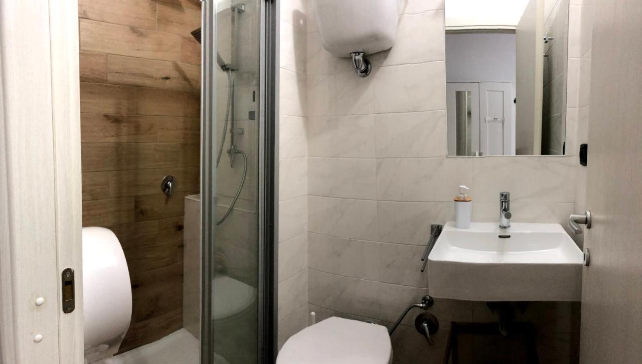 Luxury Triple Room,1124588409:JPEG
