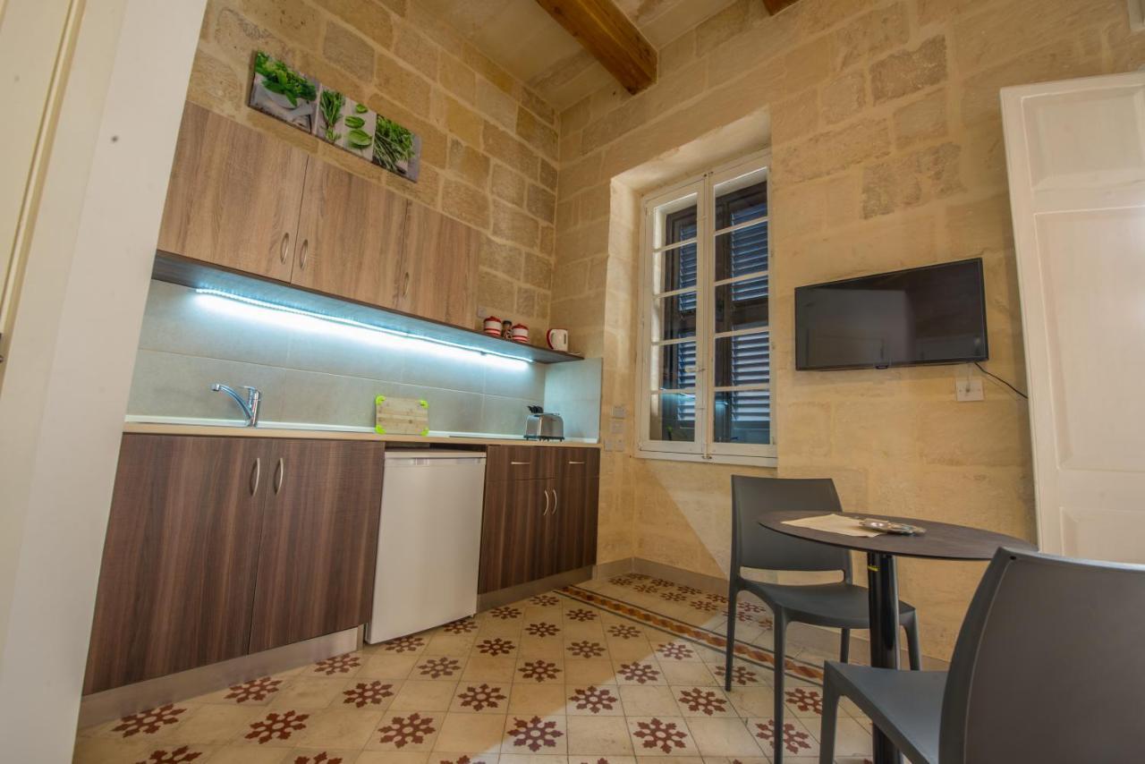 Double or Twin Room Balcony