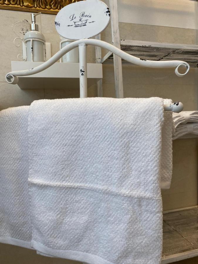 Camera Matrimoniale con Bagno Privato