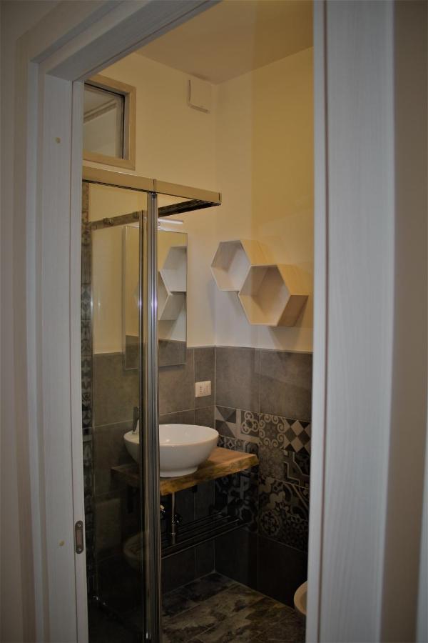 Camera Doppia con Letti Singoli con Bagno Privato