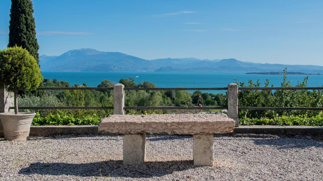 Appartamento con 2 Camere da Letto, Balcone/Terrazza e Vista Lago