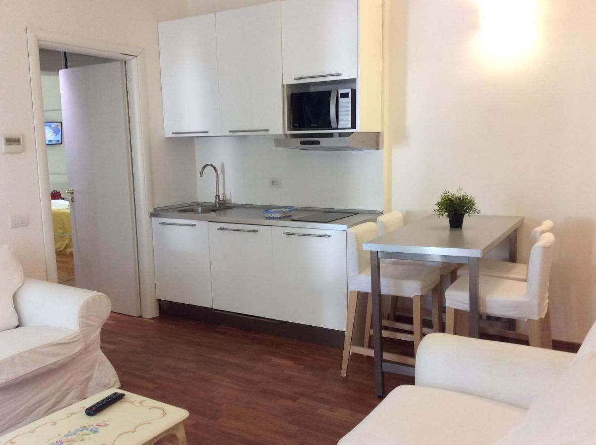 Superior One-Bedroom Apartment