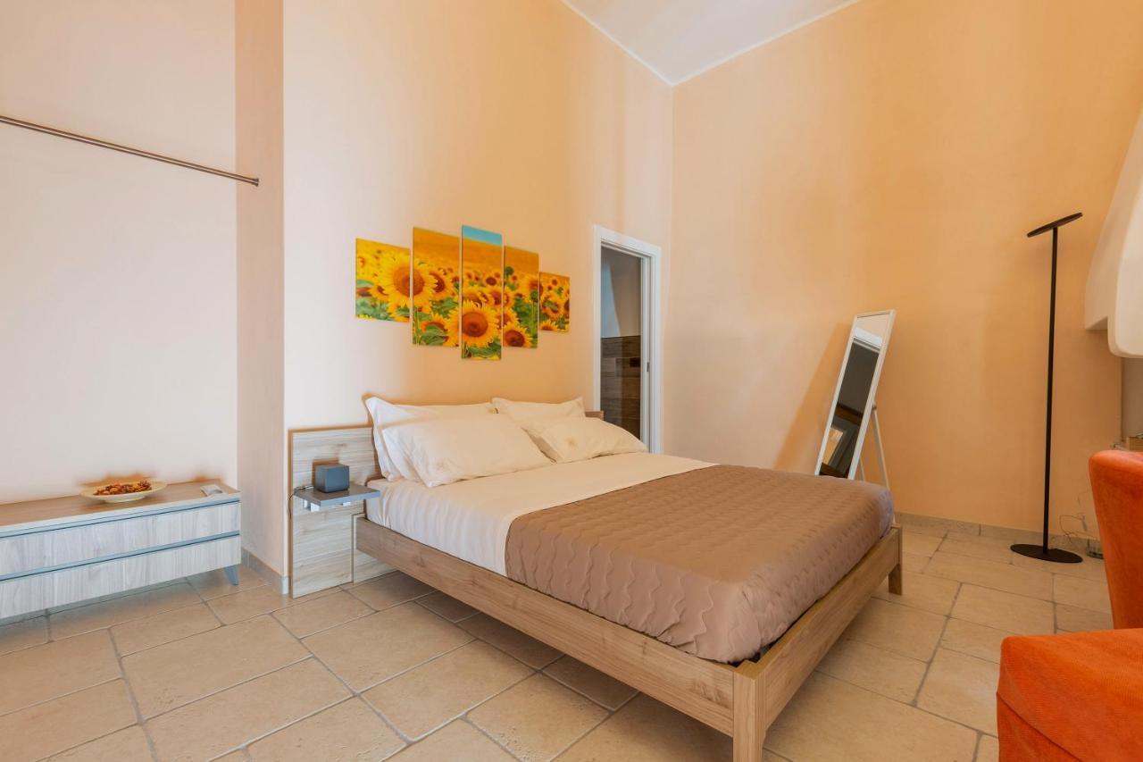 Camera Matrimoniale con Letto Supplementare