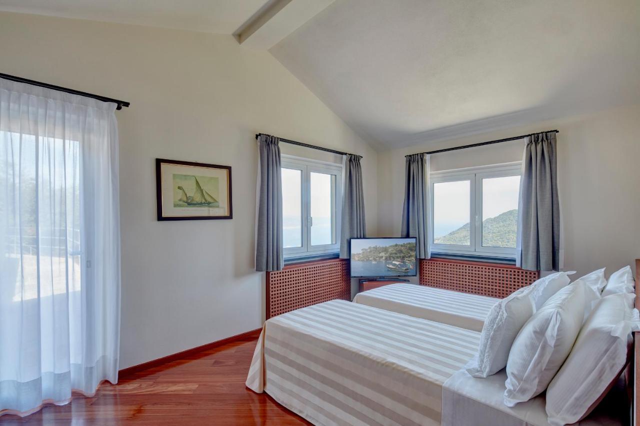 Villa con Vista Mare