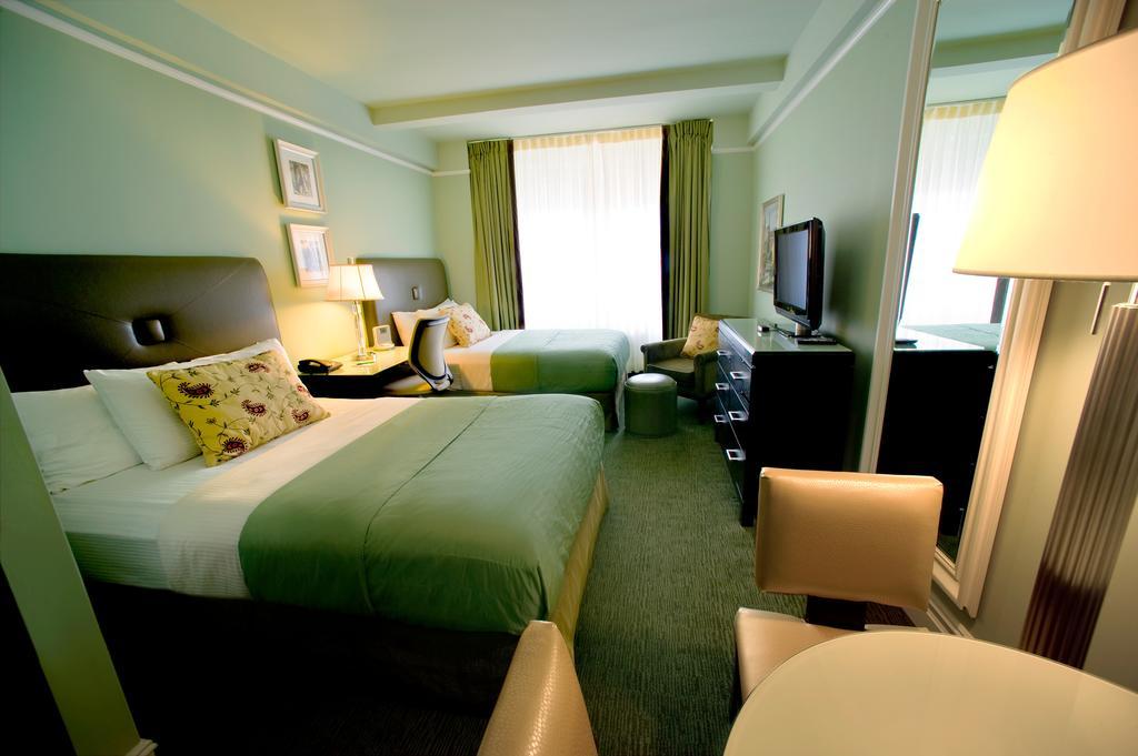 Suite Deluxe con 1 Camera da Letto e 2 Letti Matrimoniali