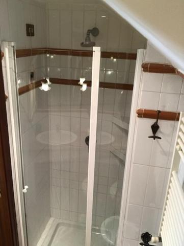 Single Room Private Bathroom