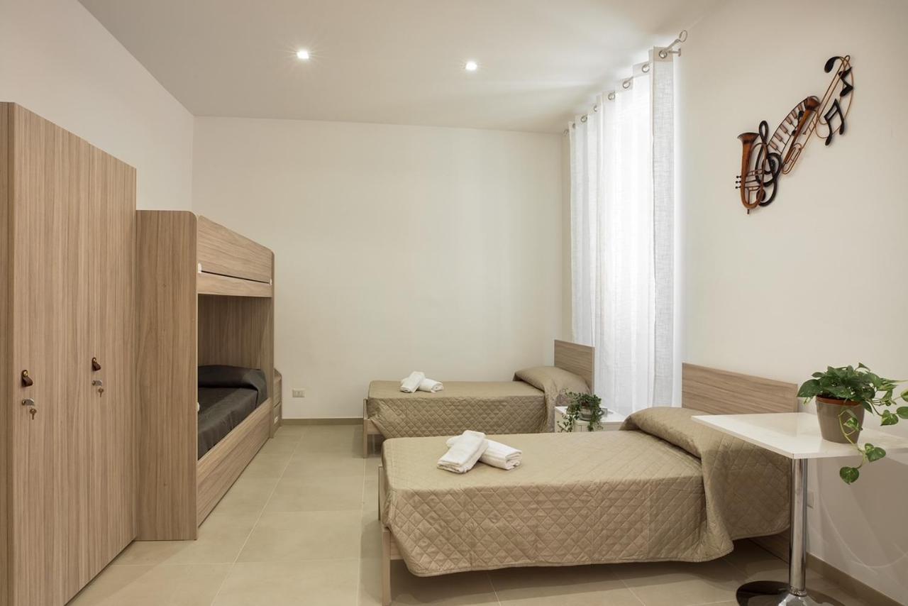 Camera Familiare con Bagno Privato