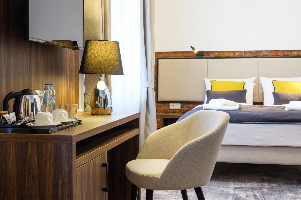 Premium Quadruple Room