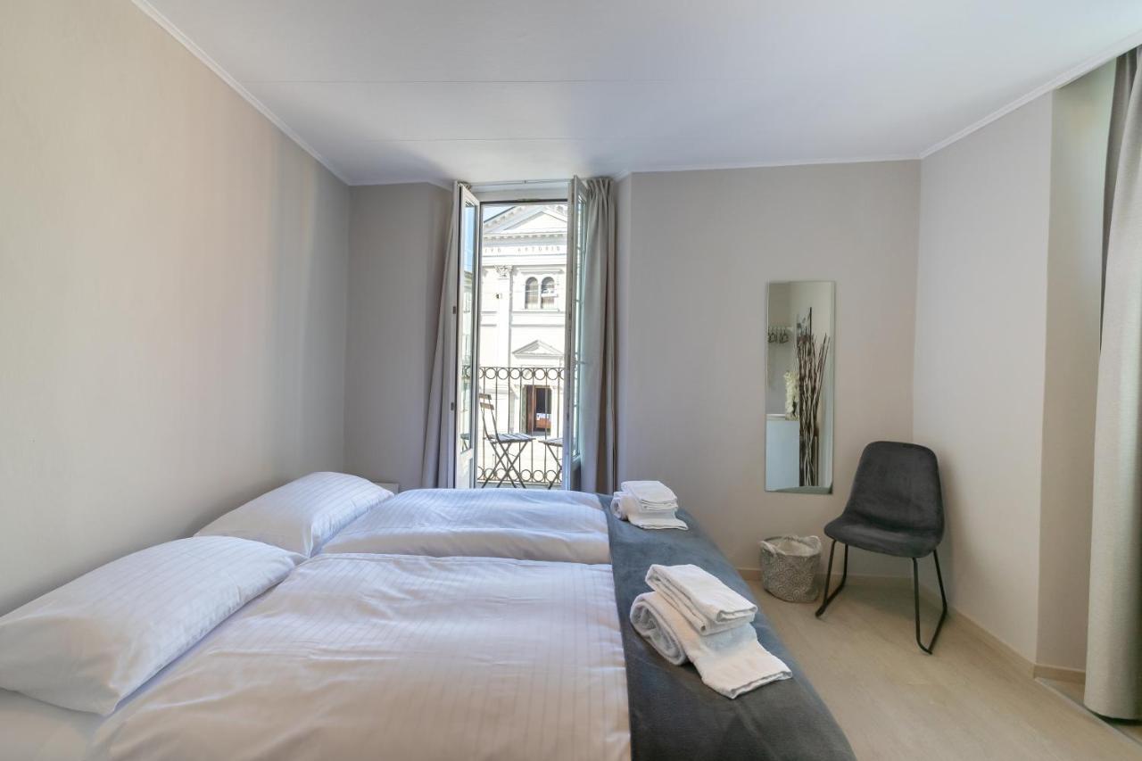Camera Doppia con Letti Singoli con Balcone