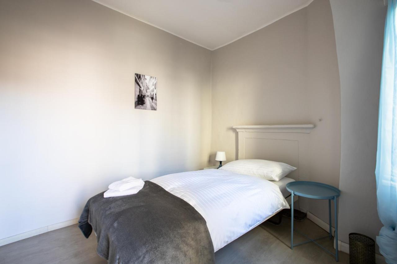 Camera Singola con Bagno in Comune