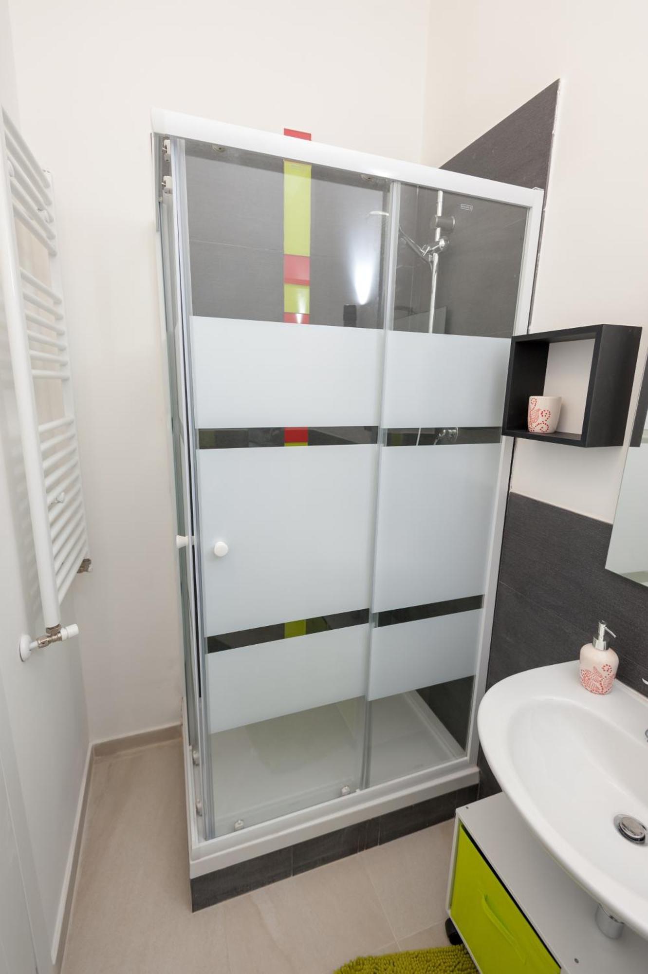 Triple Room Private Bathroom
