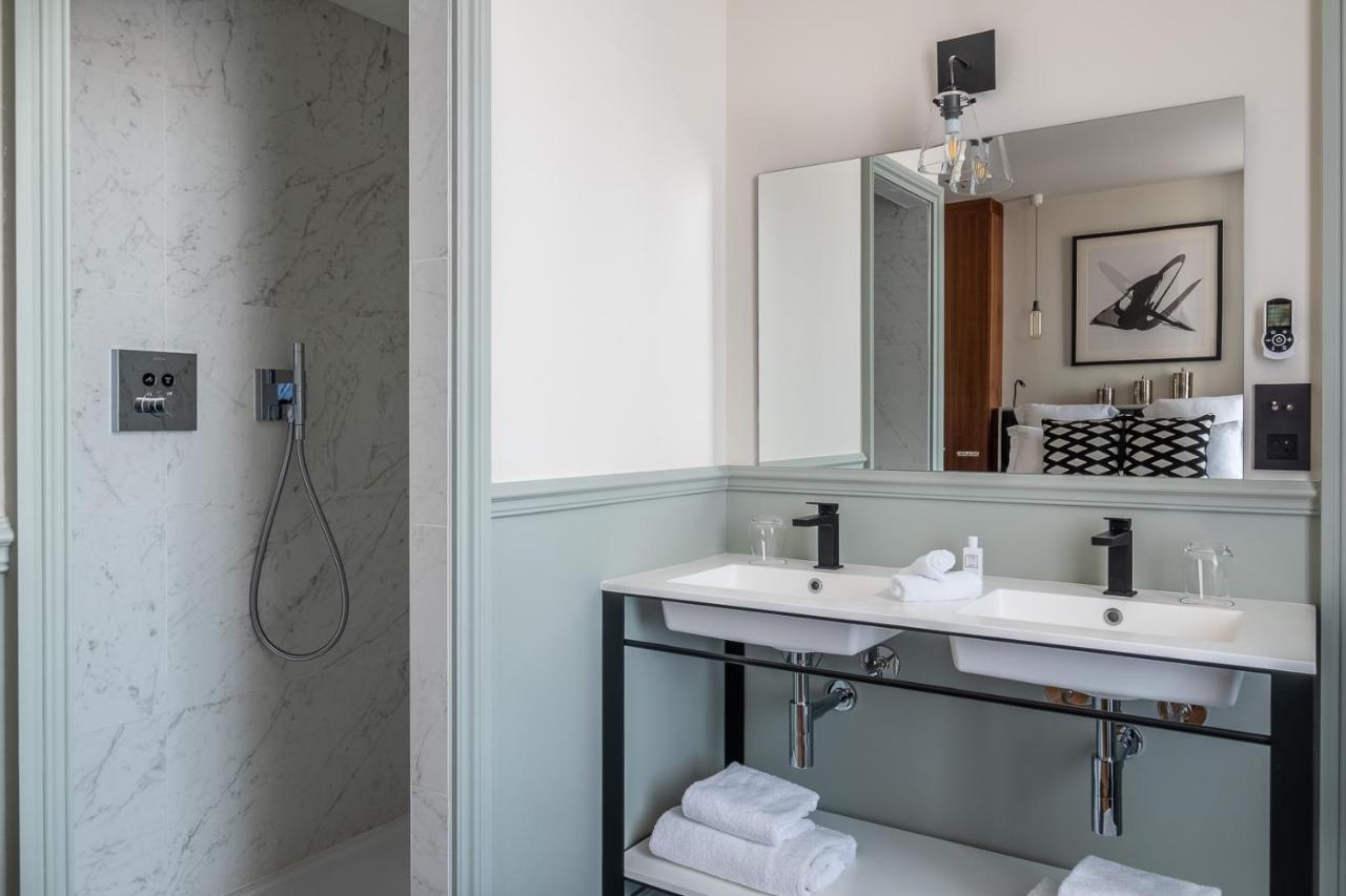 Executive Suite Terrace Jacuzzi