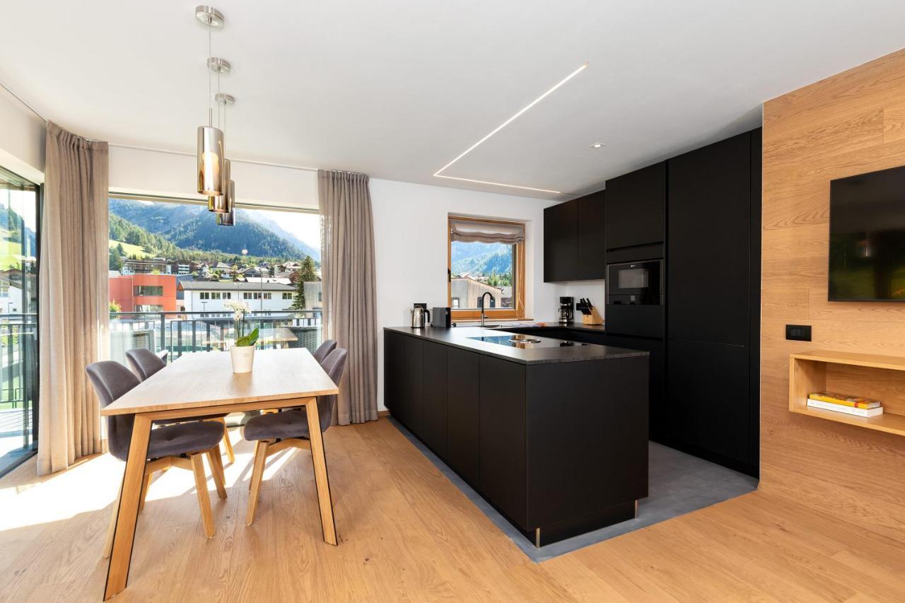 Penthouse Apartment,1153427952:JPEG