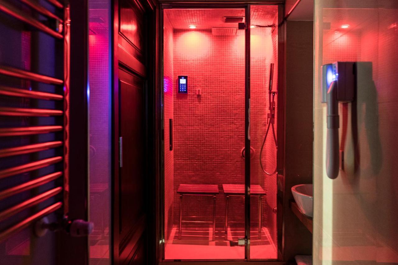 Queen Room Steam Sauna