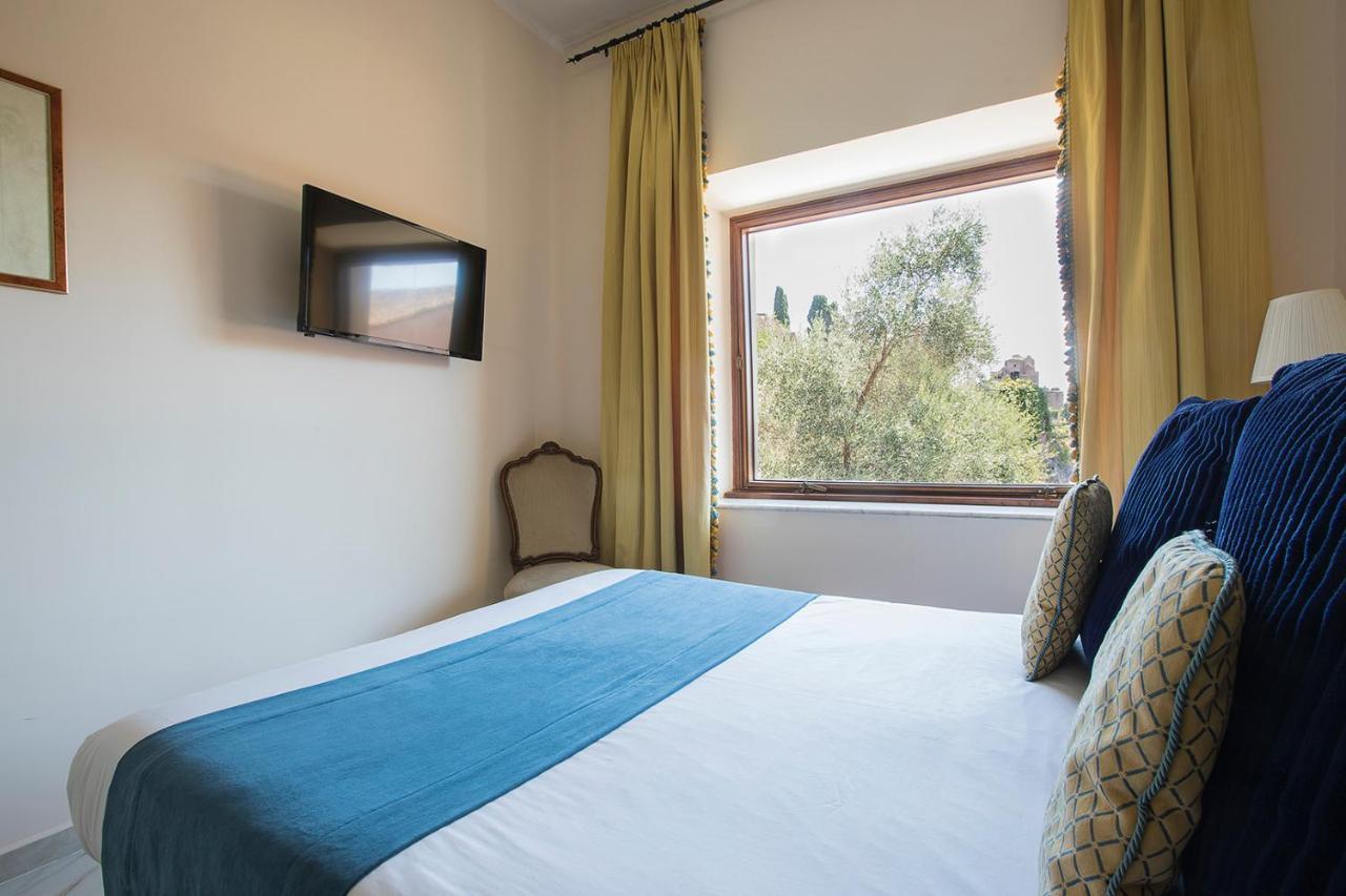 Small Double Room View