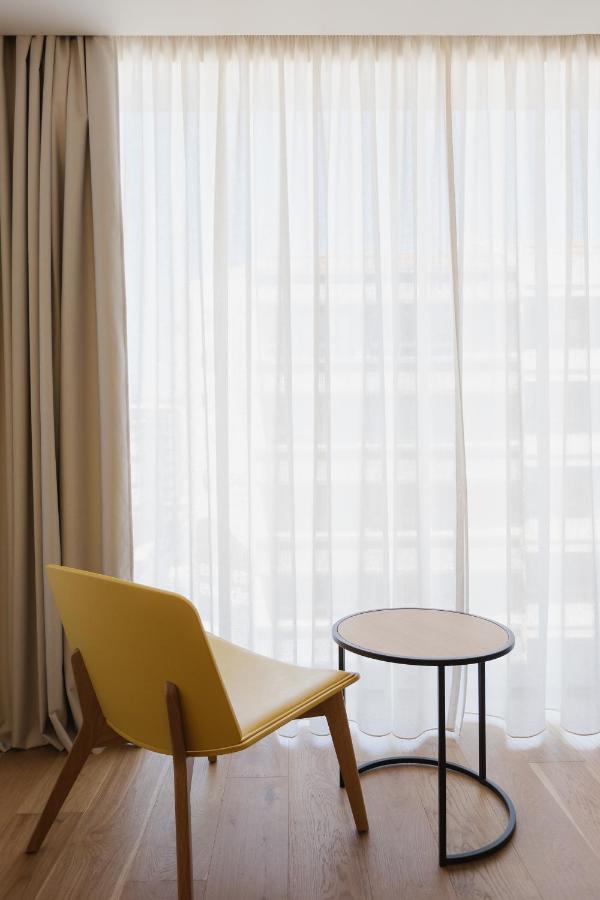 Connecting Double Room Show View