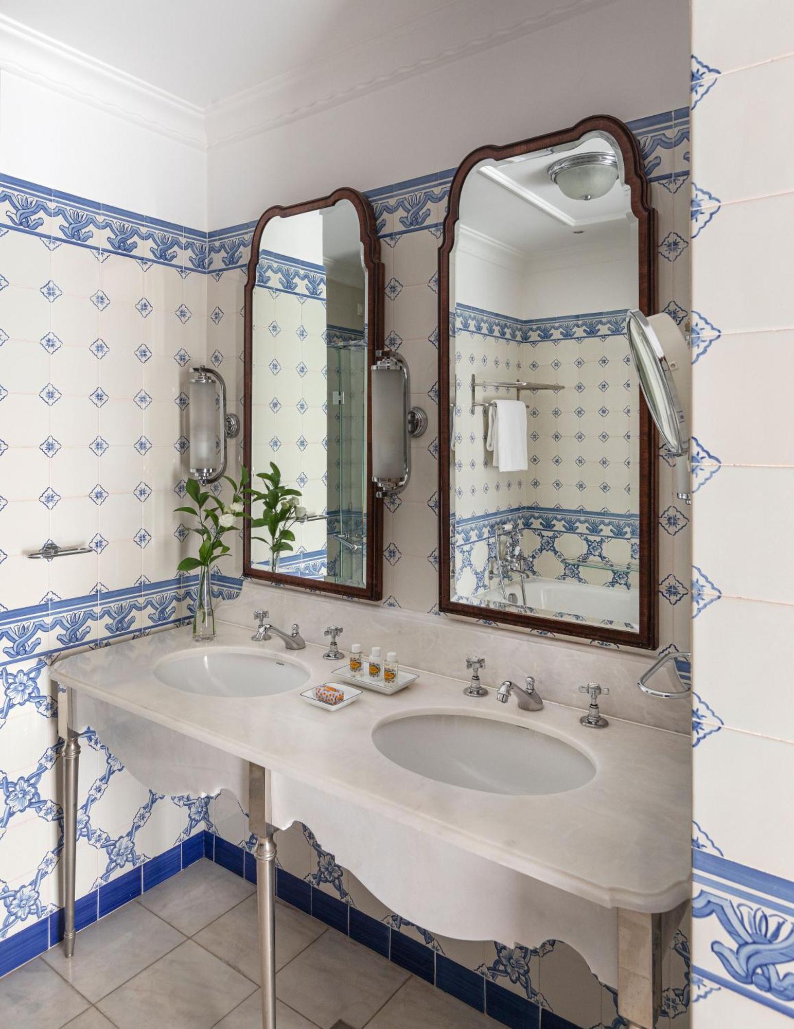Deluxe Junior Suite