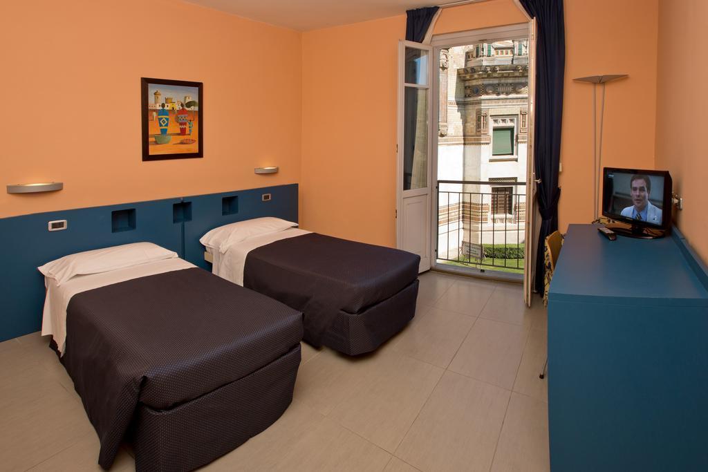 Double Room,118683130:JPEG
