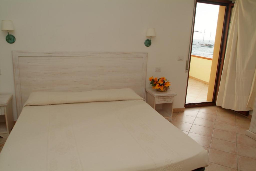 Camera Familiare con Vista Mare