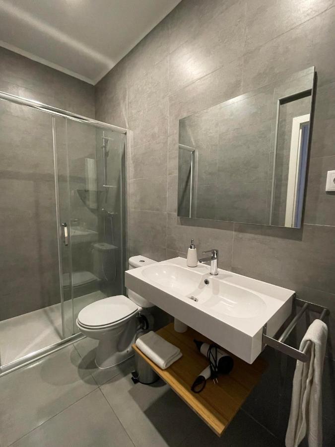 Double or Twin Room Private External Bathroom