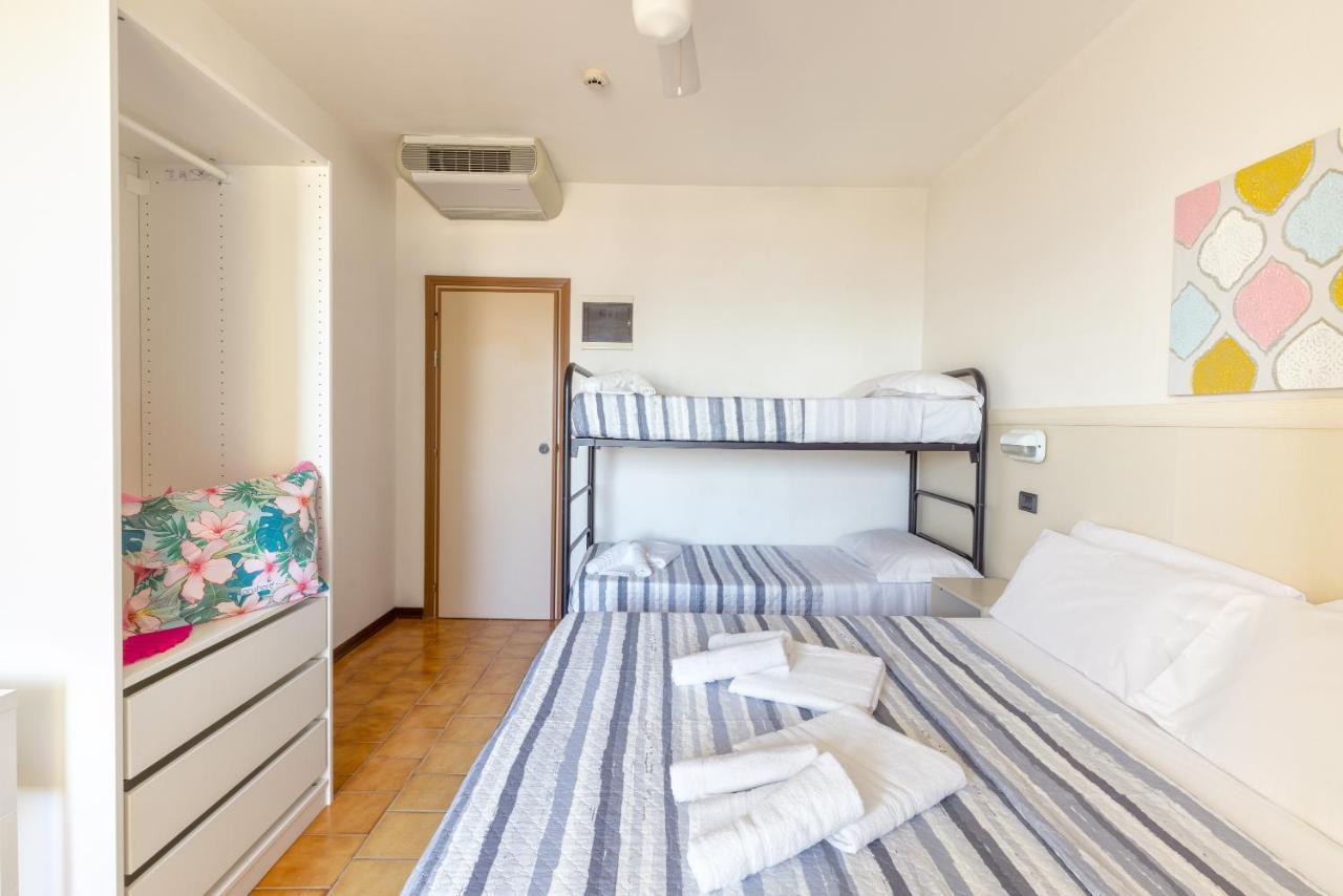 Double or Twin Room Balcony